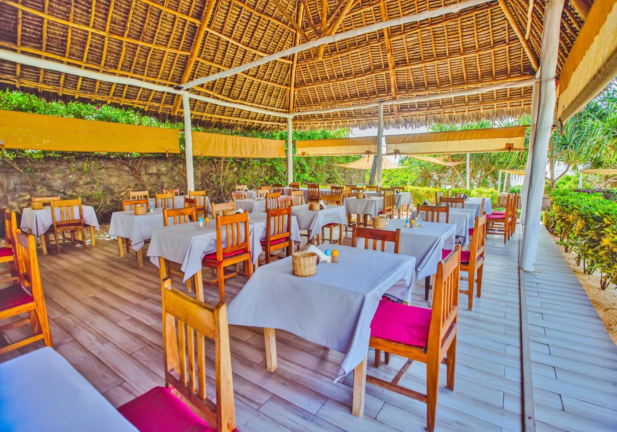 Ahg Sun Bay Mlilile Beach Hotel Matemwe  Ngoại thất bức ảnh